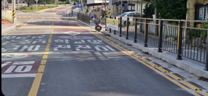 경남 합천군 용주면사무소 앞 도로.jpg